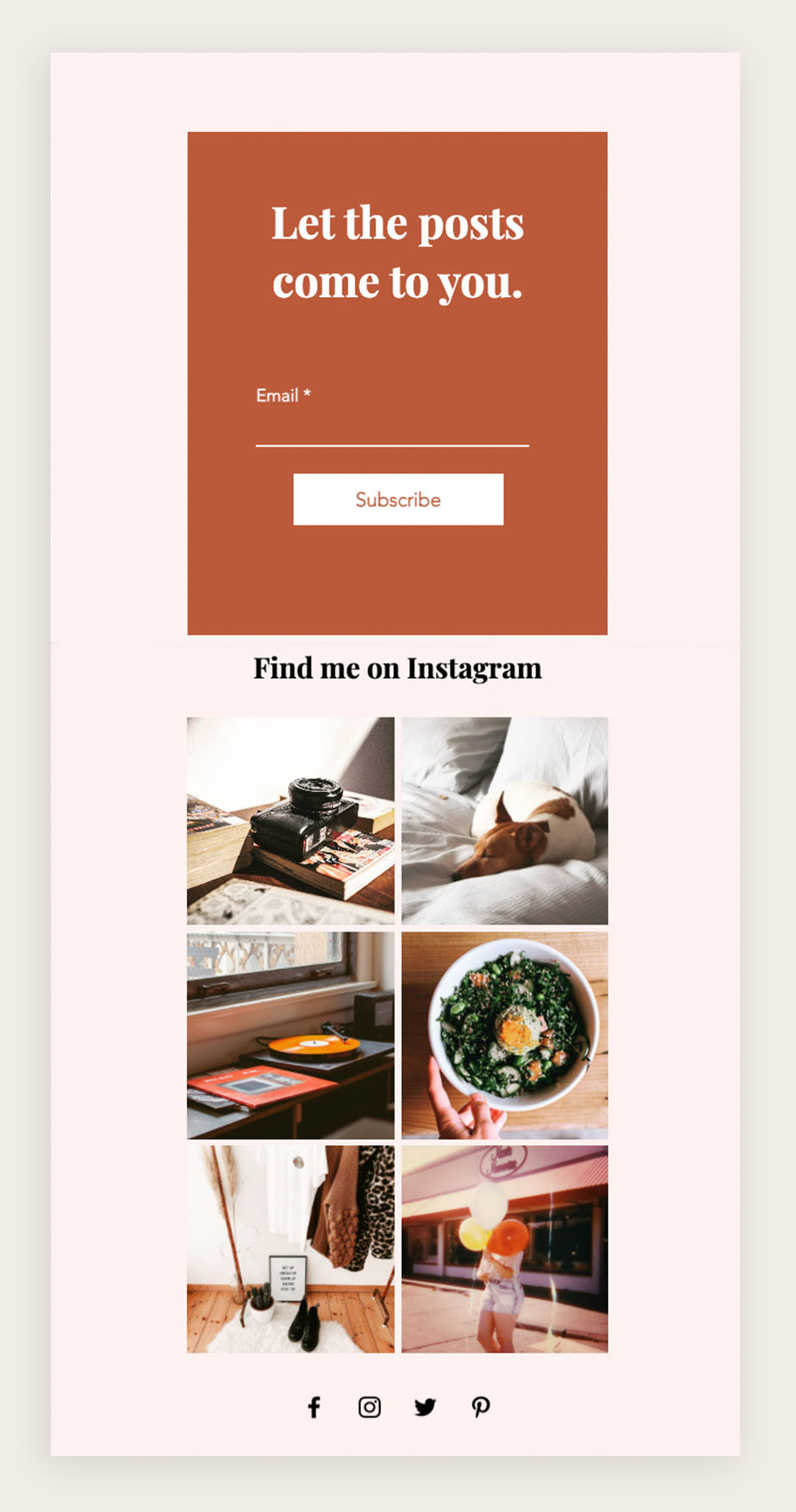 Ansicht eines Corporate Blog mit Anmeldefunktion zu einem Newsletter und Link zu Social Media