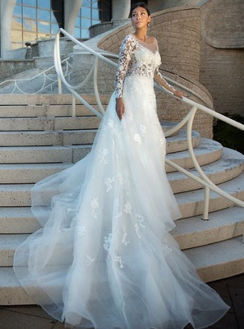 Designer Wedding Dress |Custom Wedding Dress | Poshfair Bridal | Ottawa