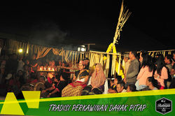 TRADISI PERKAWINAN DAYAK PITAP