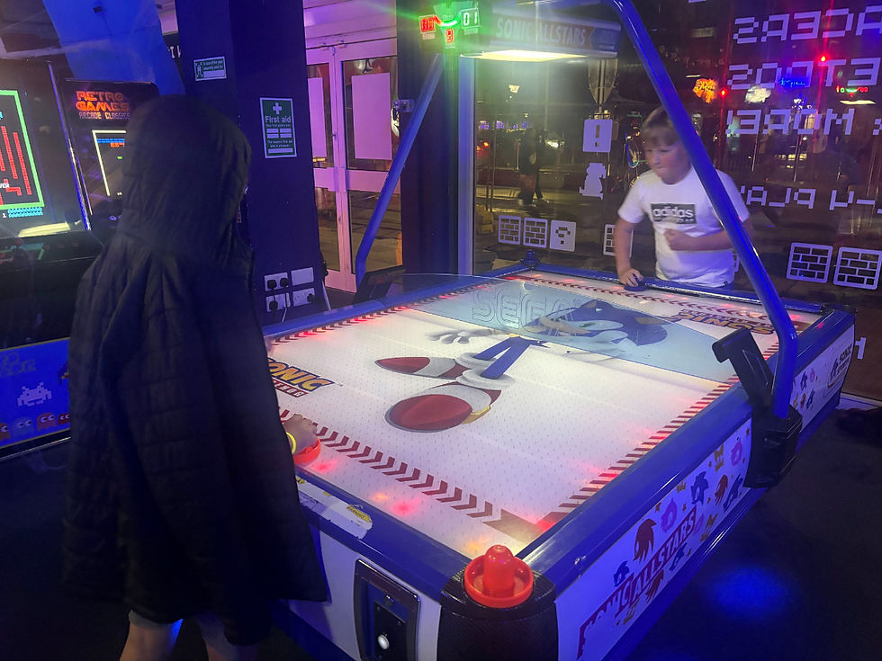 swansea-continue-arcades.png