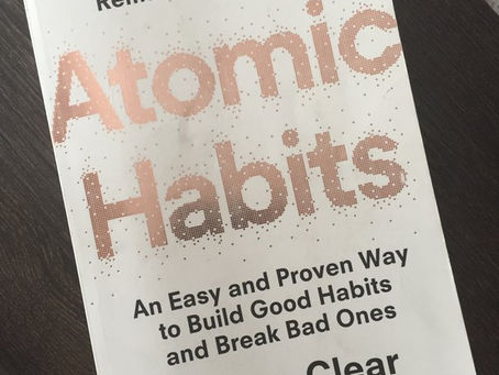 Atomic Habits: An Easy & Proven Way to Build Good Habits & Break Bad Ones by James Clear