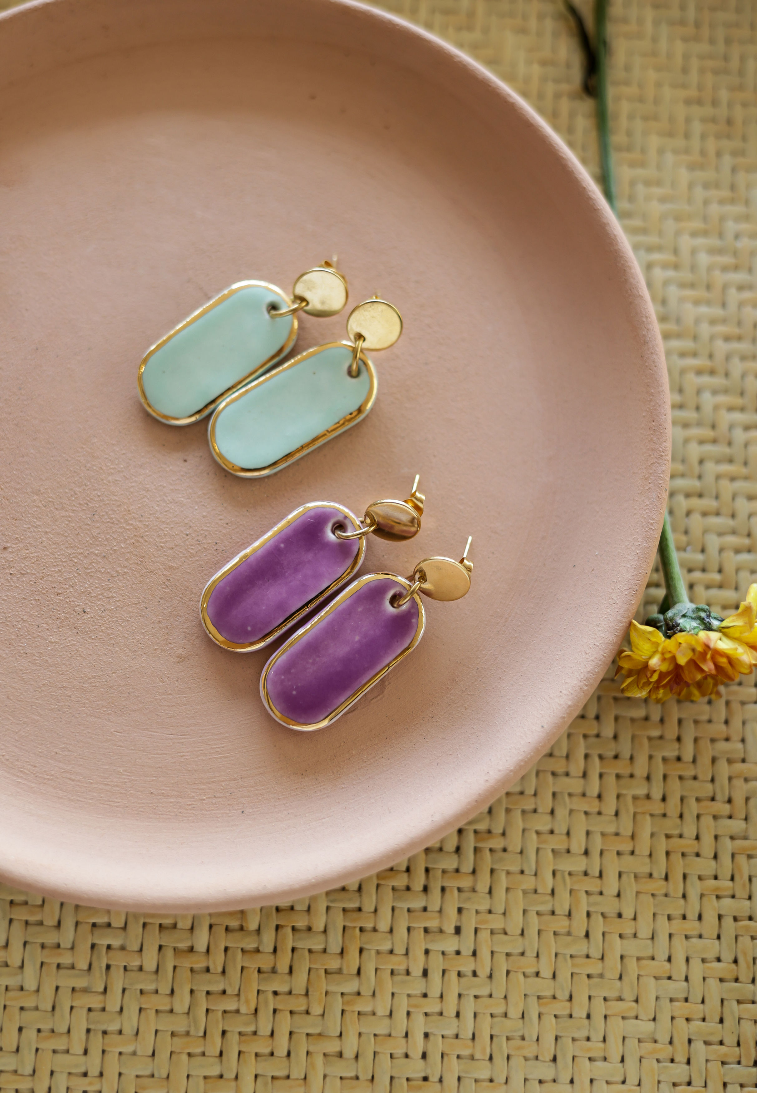 Brinco Folha Dourado