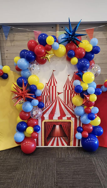 Circus custom balloon arch
