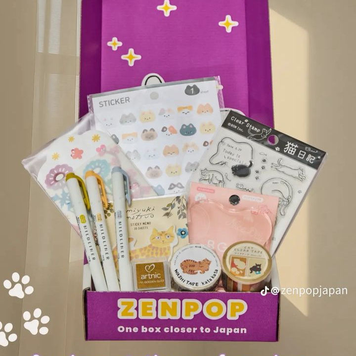 Thumbnail: Cat Themed Junk Journaling with Tyrayeeha