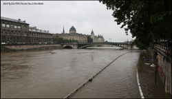 PARIS SOUS L'EAU...LA SEINE DEBORDE