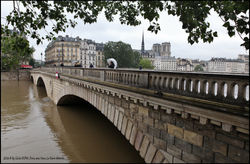 PARIS SOUS L'EAU...LA SEINE DEBORDE
