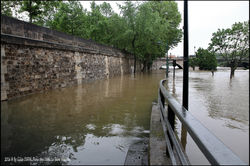 PARIS SOUS L'EAU...LA SEINE DEBORDE
