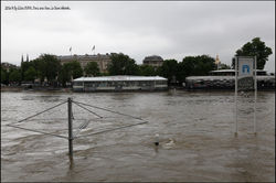 PARIS SOUS L'EAU...LA SEINE DEBORDE