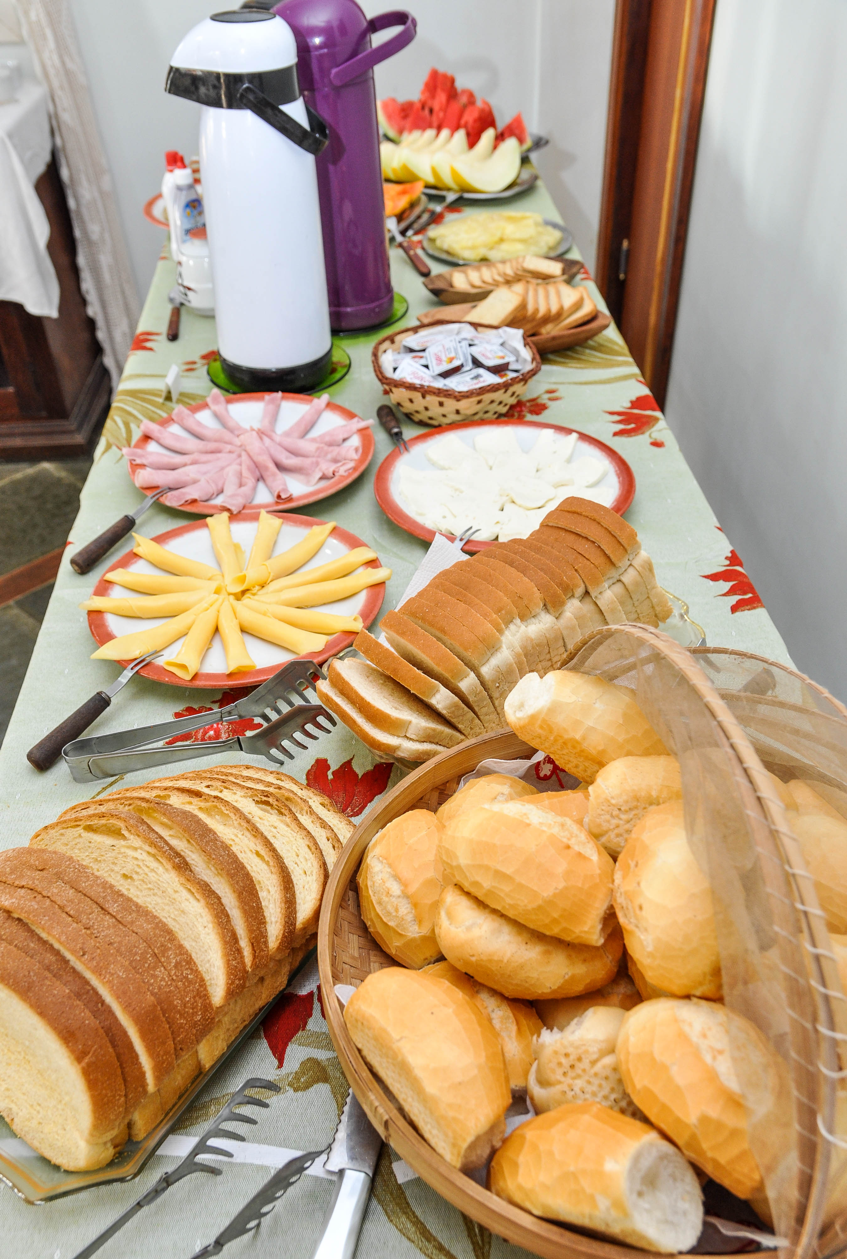 mais um pouquinho do café da manhã..