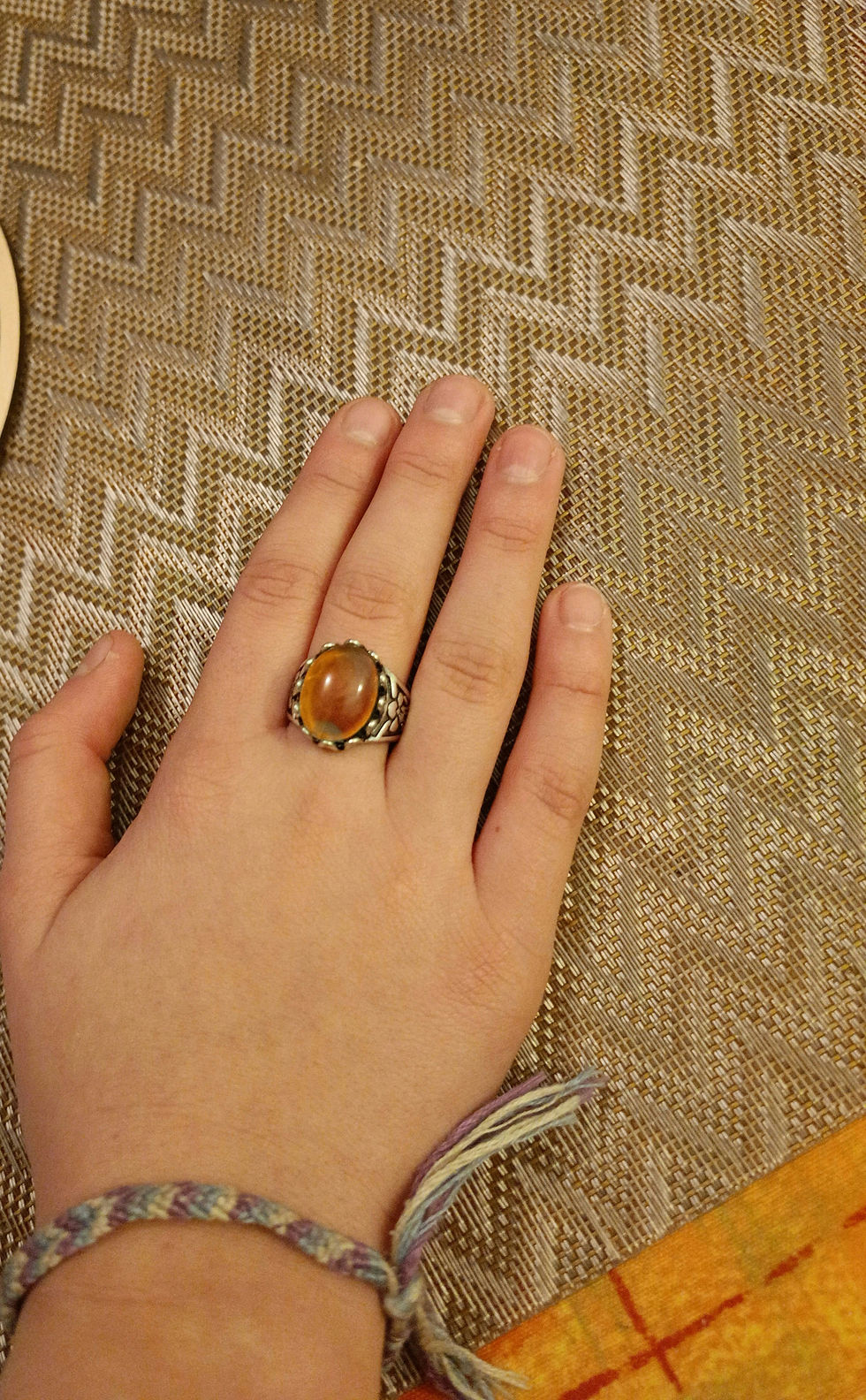 Bague qui change de couleur selon l'humeur