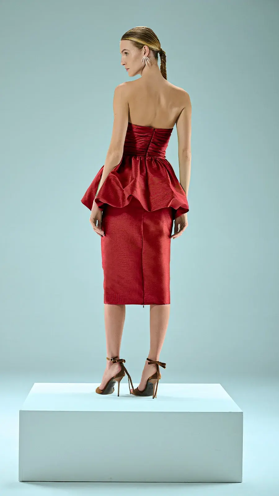 Thumbnail: Vestido midi drapeado com peplum Fatima Scofield vermelho