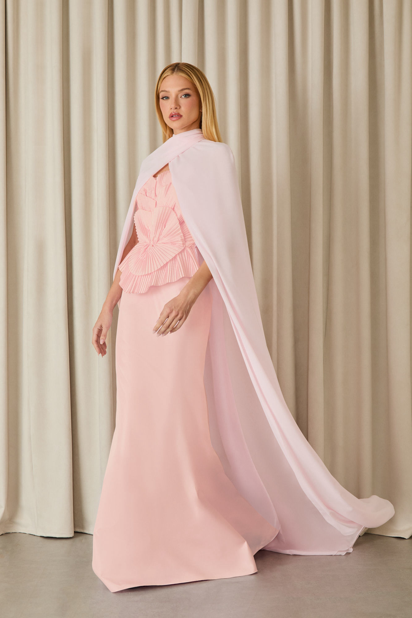 Capa Penelope em chiffon rosa claro Fabulous Agilita