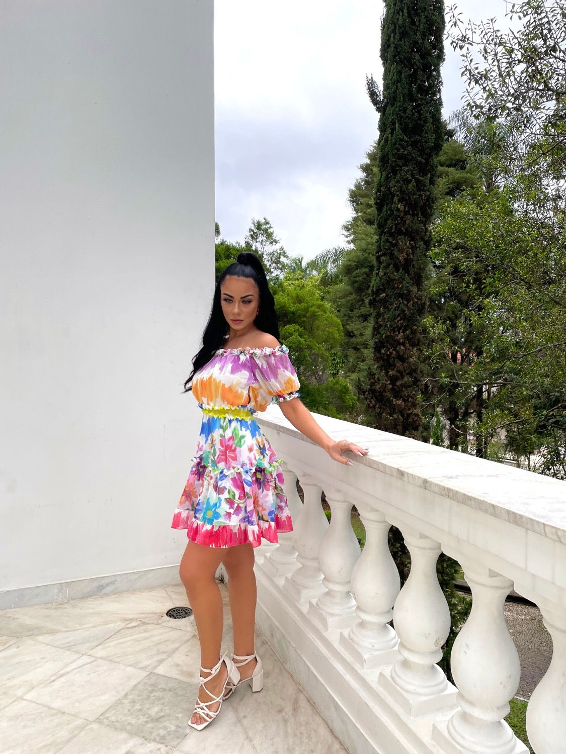 Vestido curto estampa flower bloom PatBo