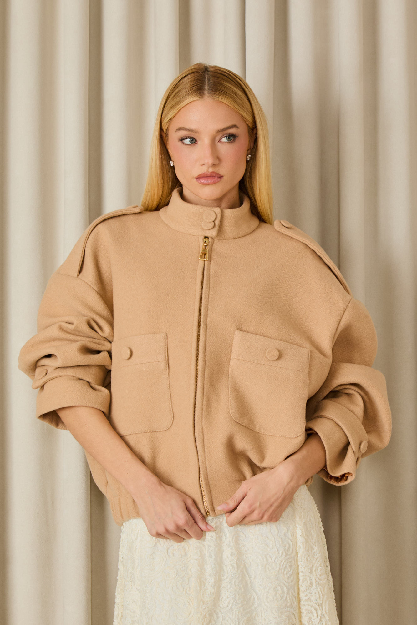 Jaqueta oversized em lã caramelo camel Lydia Fabulous Agilita