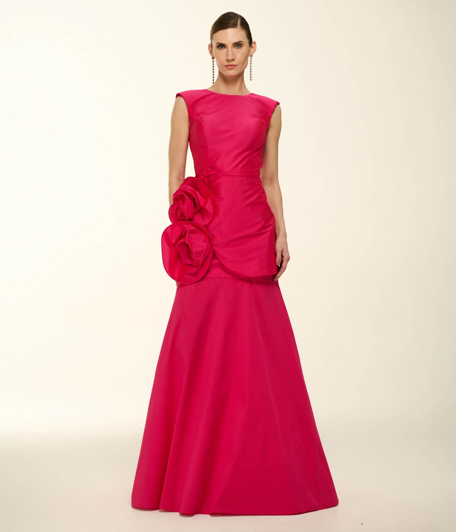Vestido longo tafetá saia com flores manuais rosa pink Arte Sacra