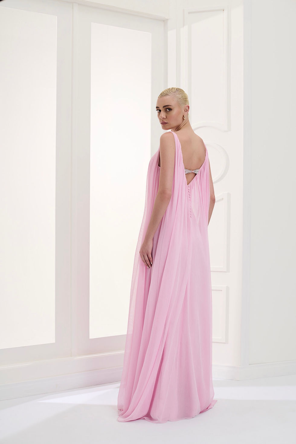 Miniatura: Vestido longo amplo busto bordado rosa Fatima Scofield