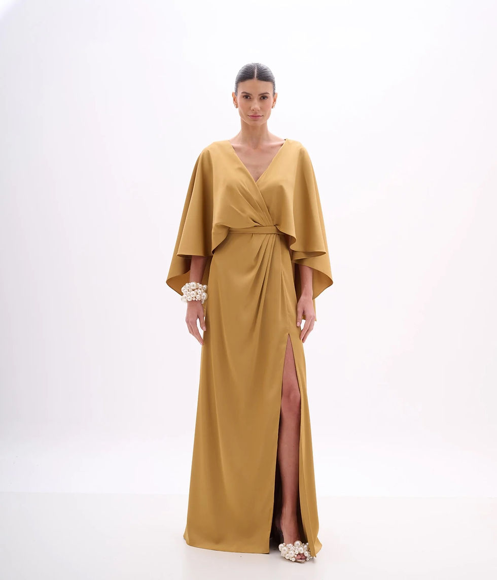 Thumbnail: Vestido longo cetim manga capa Arte Sacra bege caramelo gold