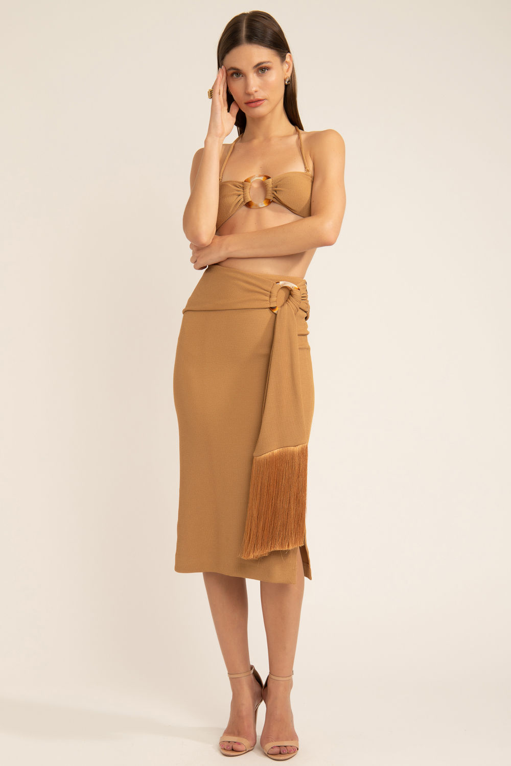 Conjunto top e saia midi franjas bege PatBo