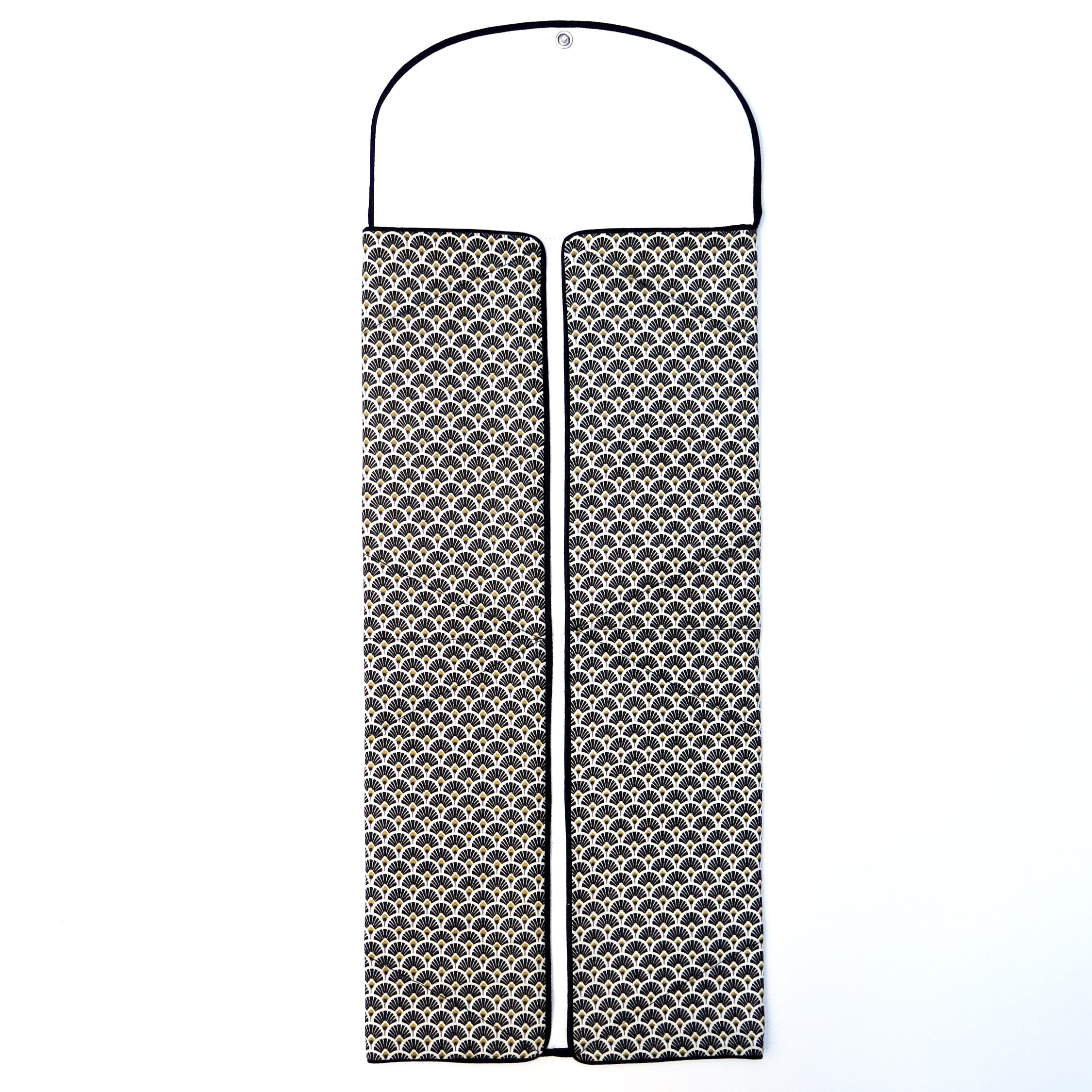 TAPIS A LANGER EVENTAIL NOIR