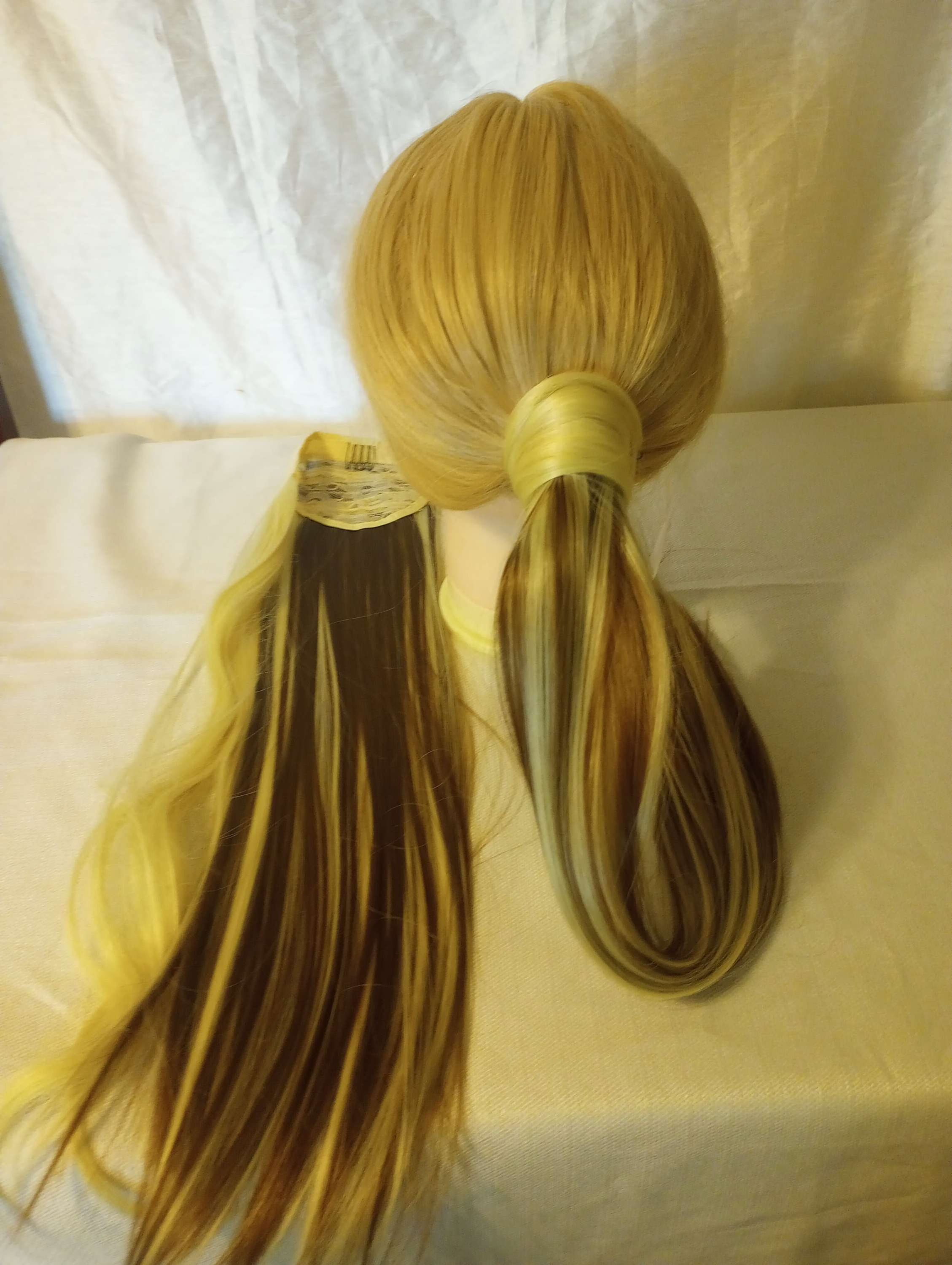 Pony tail straight hair