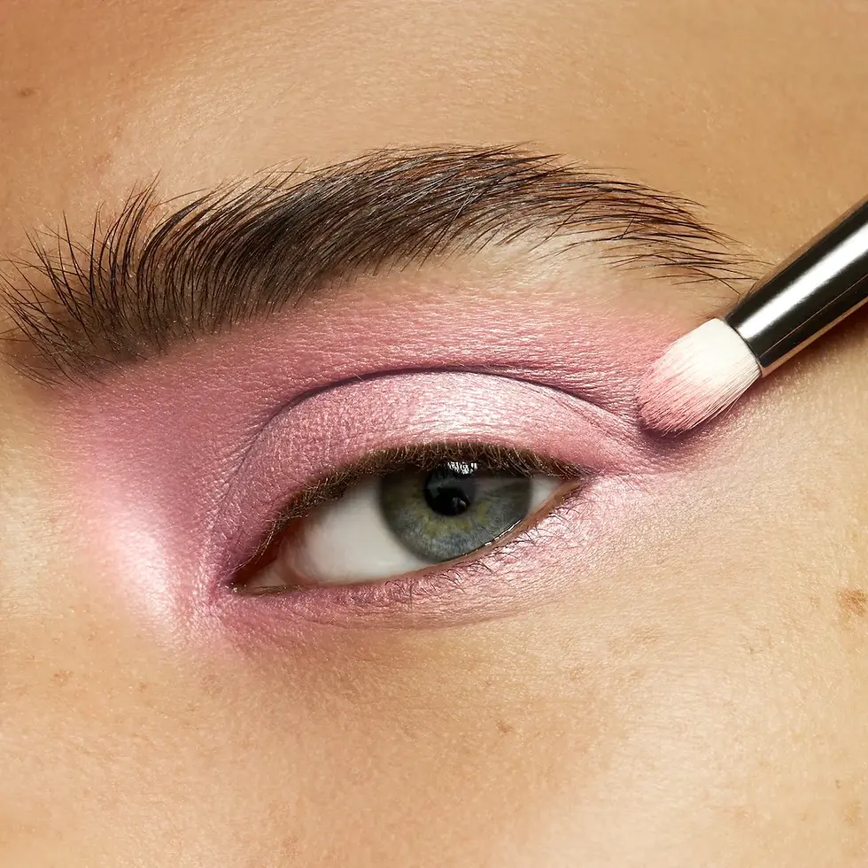 Thumbnail: Eyeshadow Compact - Reds & Pinks