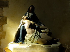 Statue église Saint-Pierre © Charente Périgord.jpg