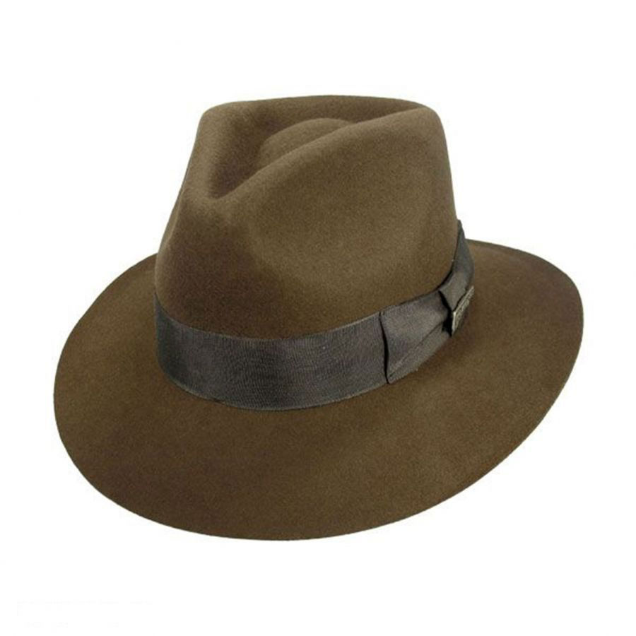 GIft this Indiana Jones hat for archaeology lovers