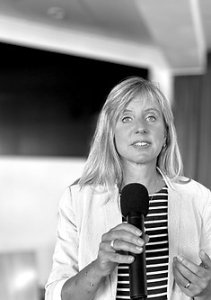 Martina Lucht moderiert