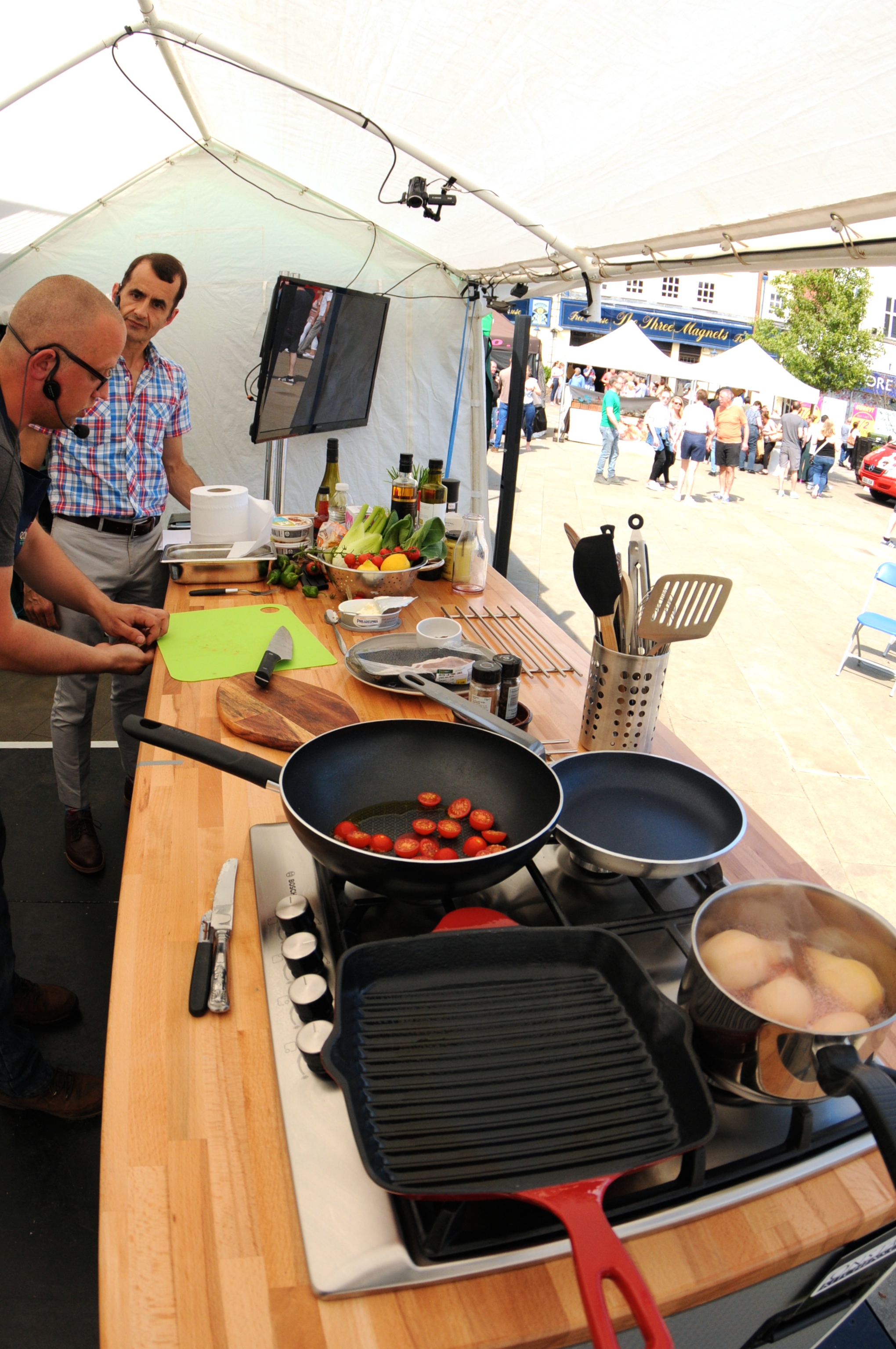 Cooking up a chilli storm !
