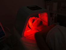 The Benefits of Clinical-Grade Red Light Therapy: What the Science Says