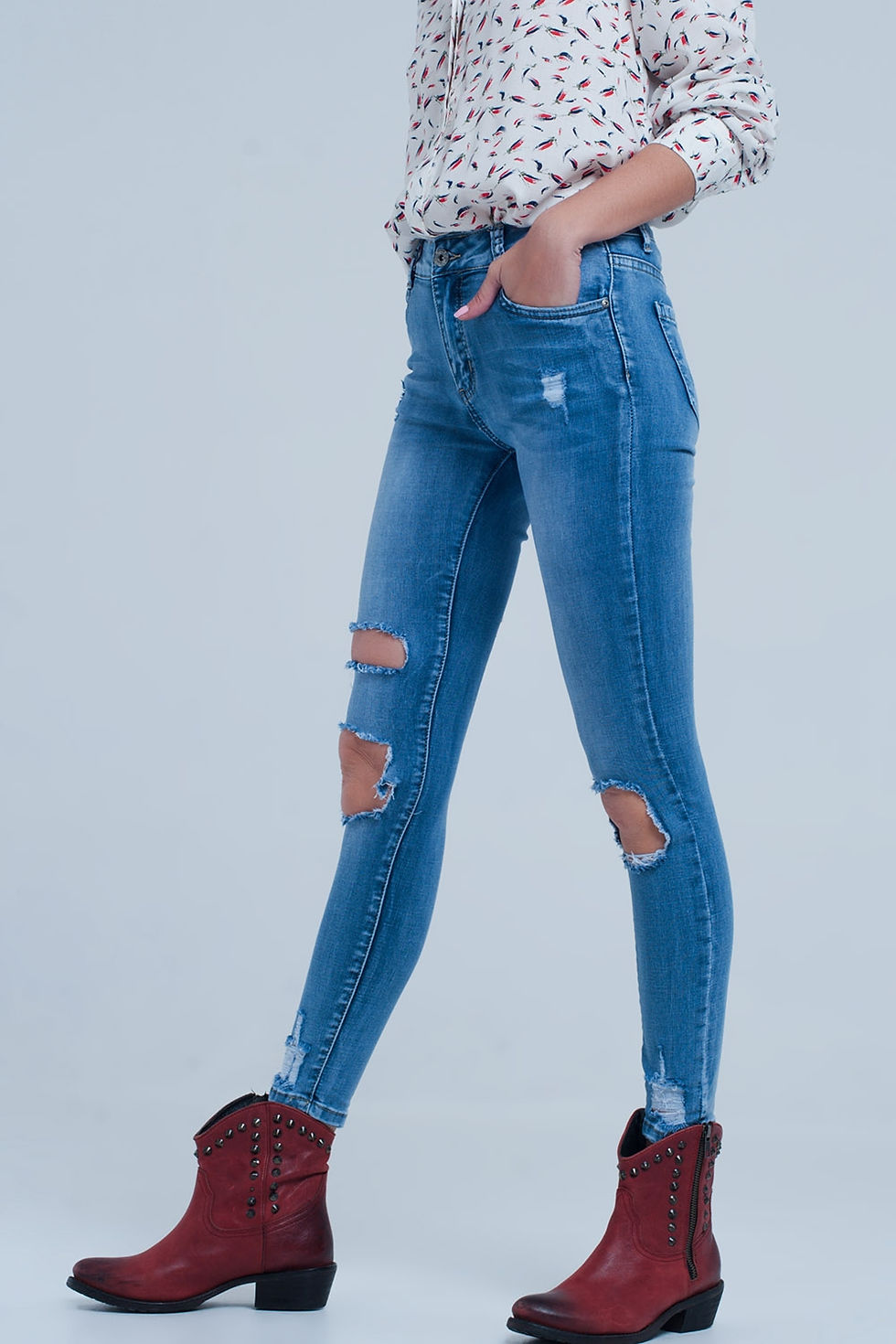 Thumbnail: Light Ripped Skinny Jeans in Blue