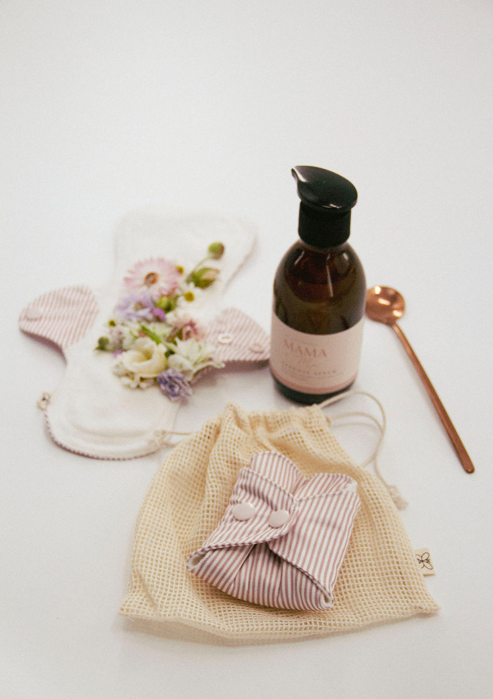 Thumbnail: Padsicles for mama's labour prep, soothes tears, stiches, inflammation, and haemorrhoids, instant cooling, pain relief, encou