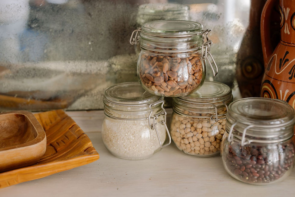 Master Fast Dinners With Essential Minimalist Pantry Staples