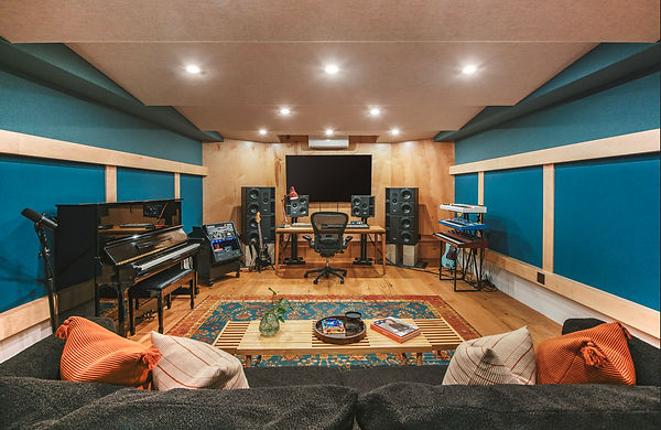 Erik's Studio Design Photo Front