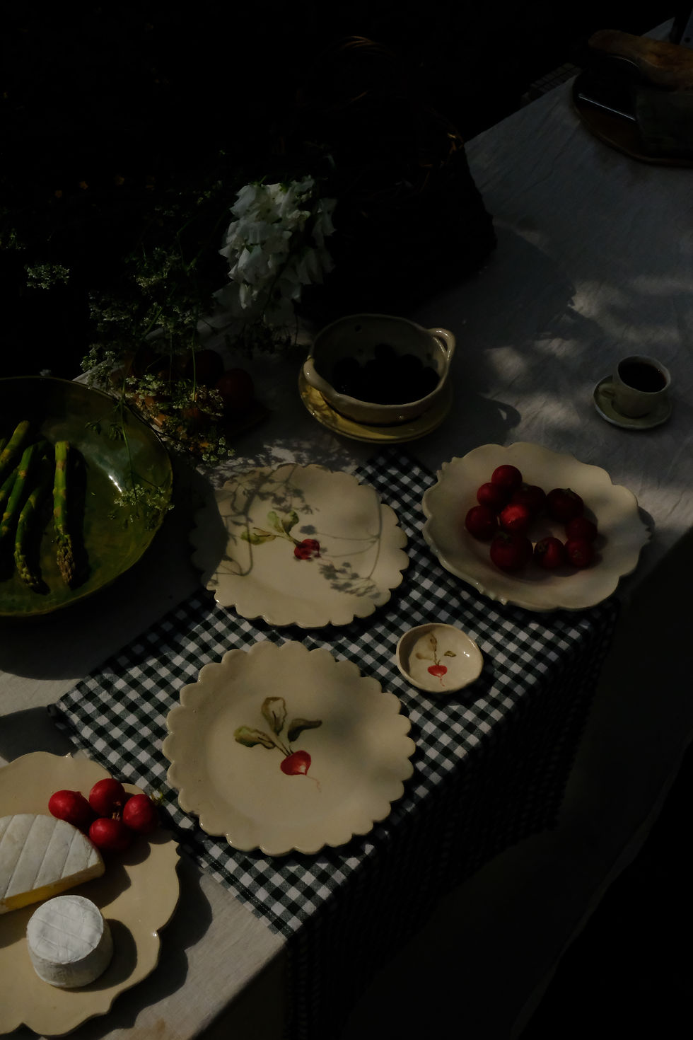 Thumbnail: Fluted Edge Breakfast Plate