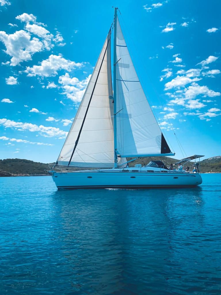 sail boat adventures