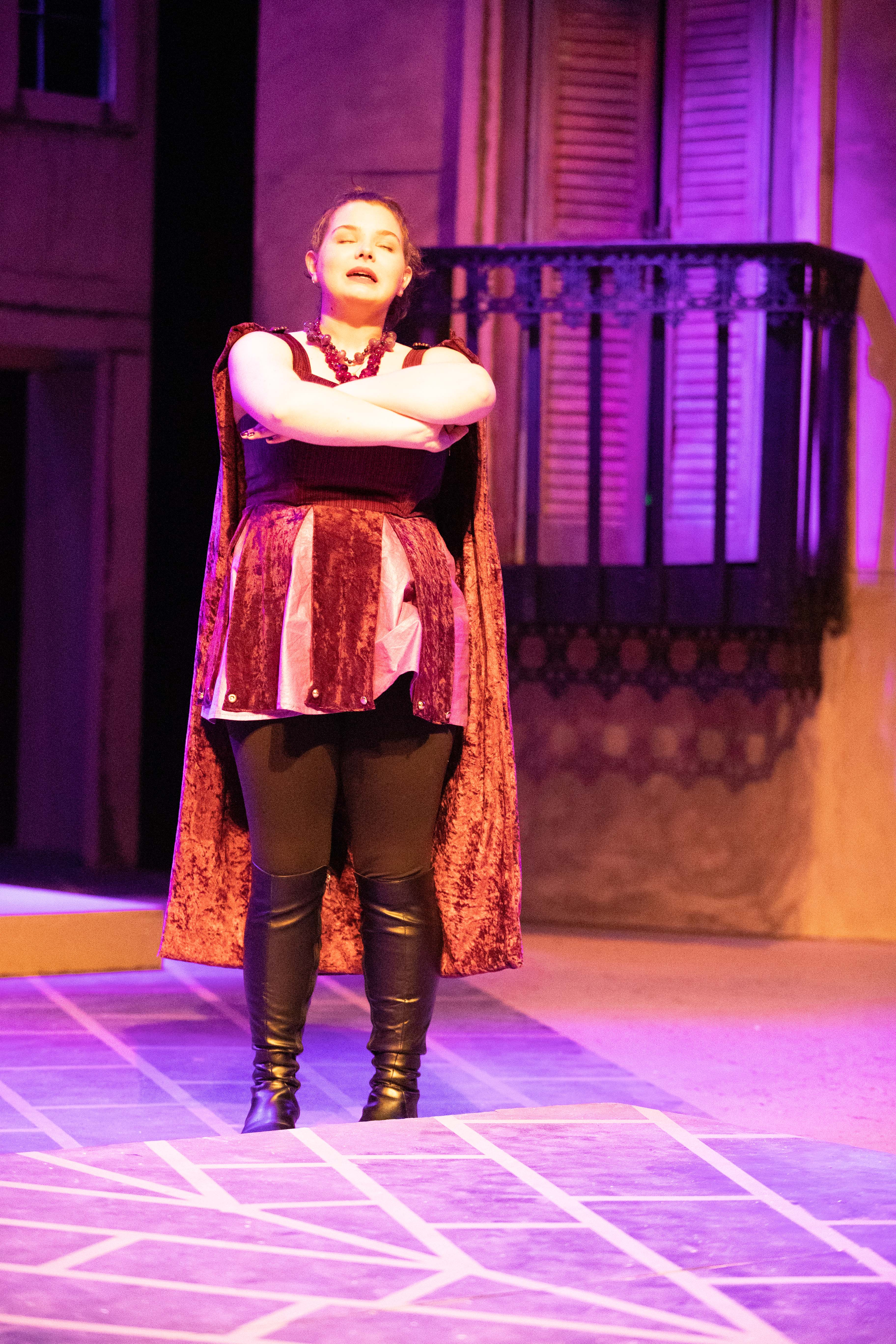 A_ROMEOJULIET-191