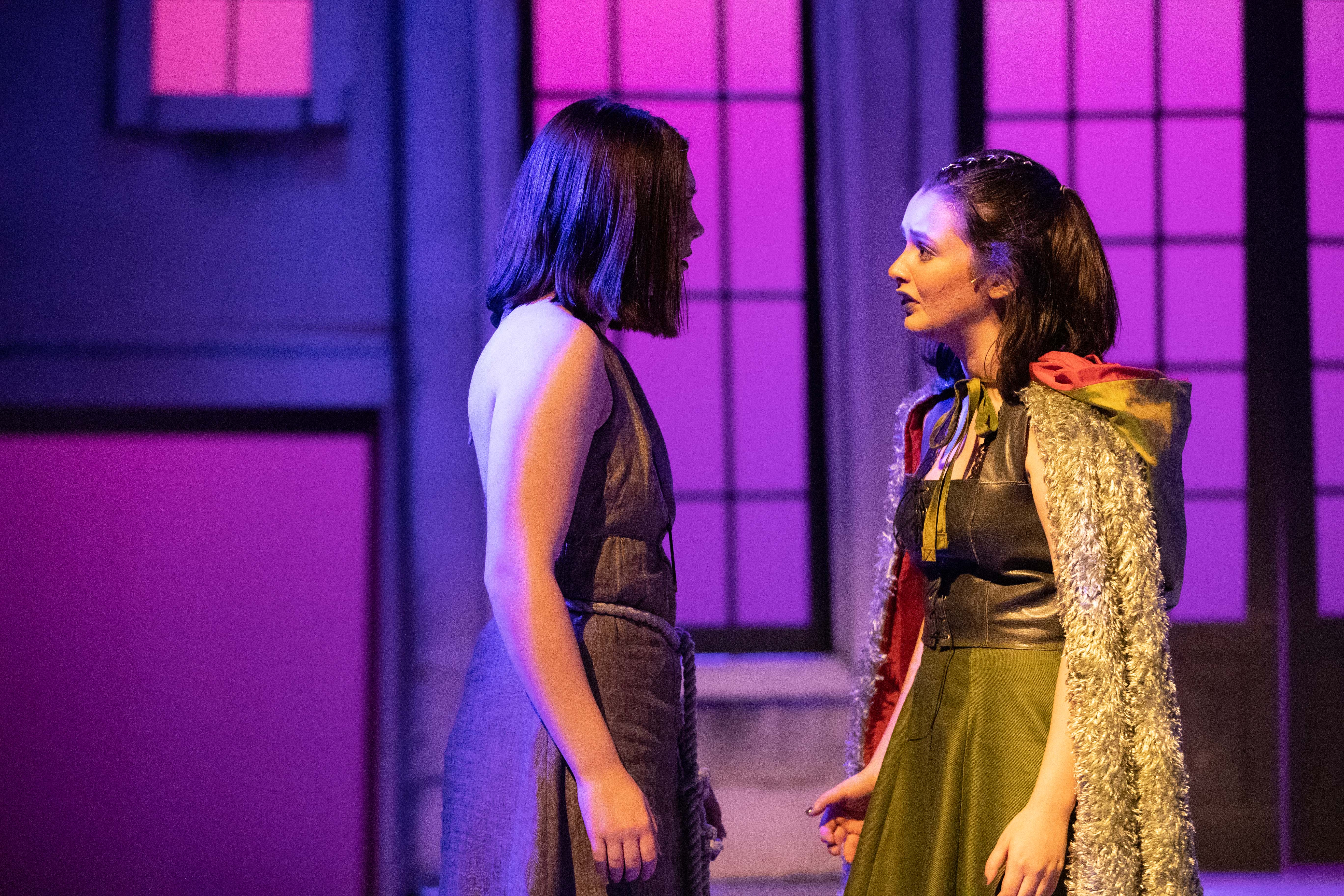 A_ROMEOJULIET-674