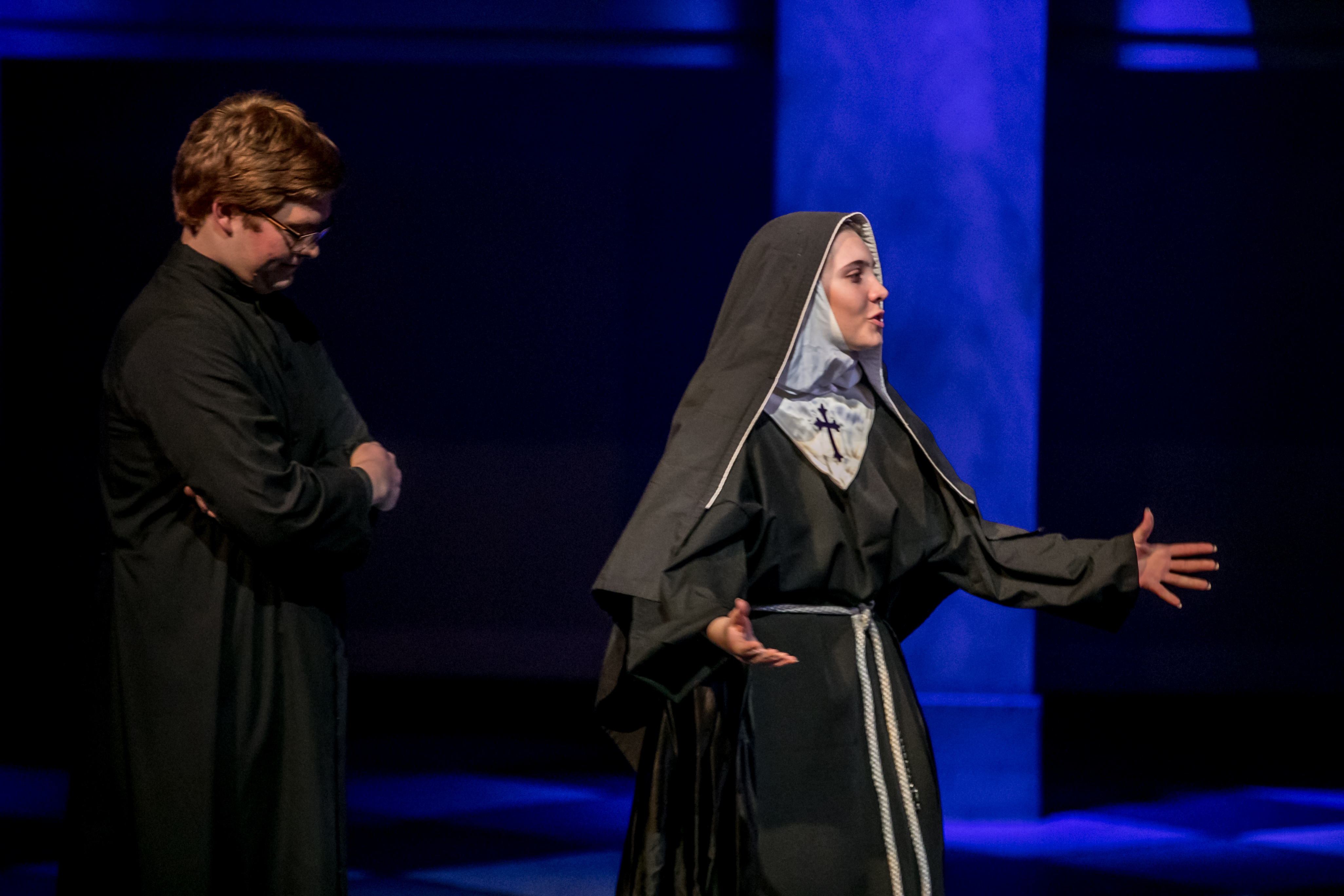 SisterAct_Weaver-95