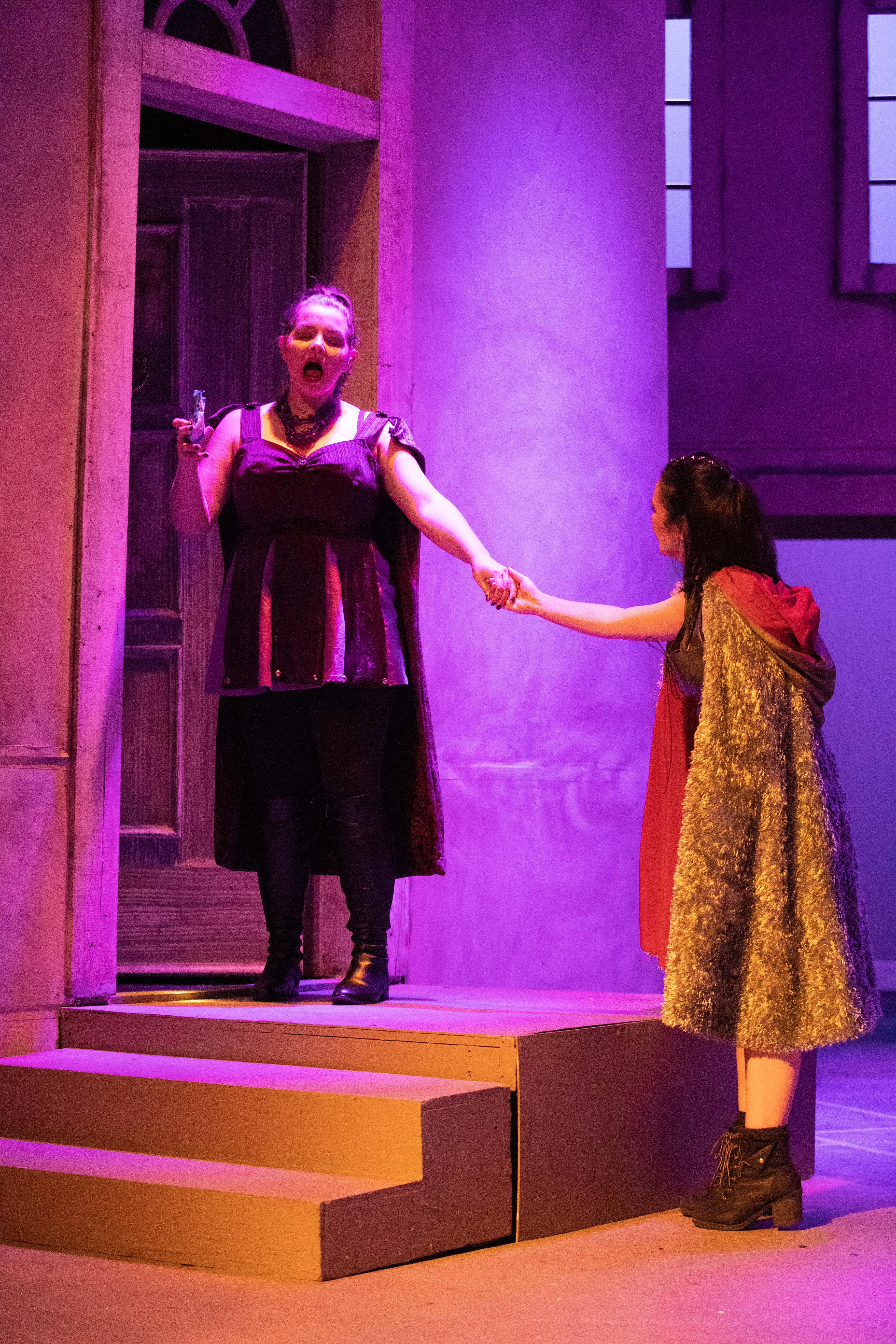 A_ROMEOJULIET-182