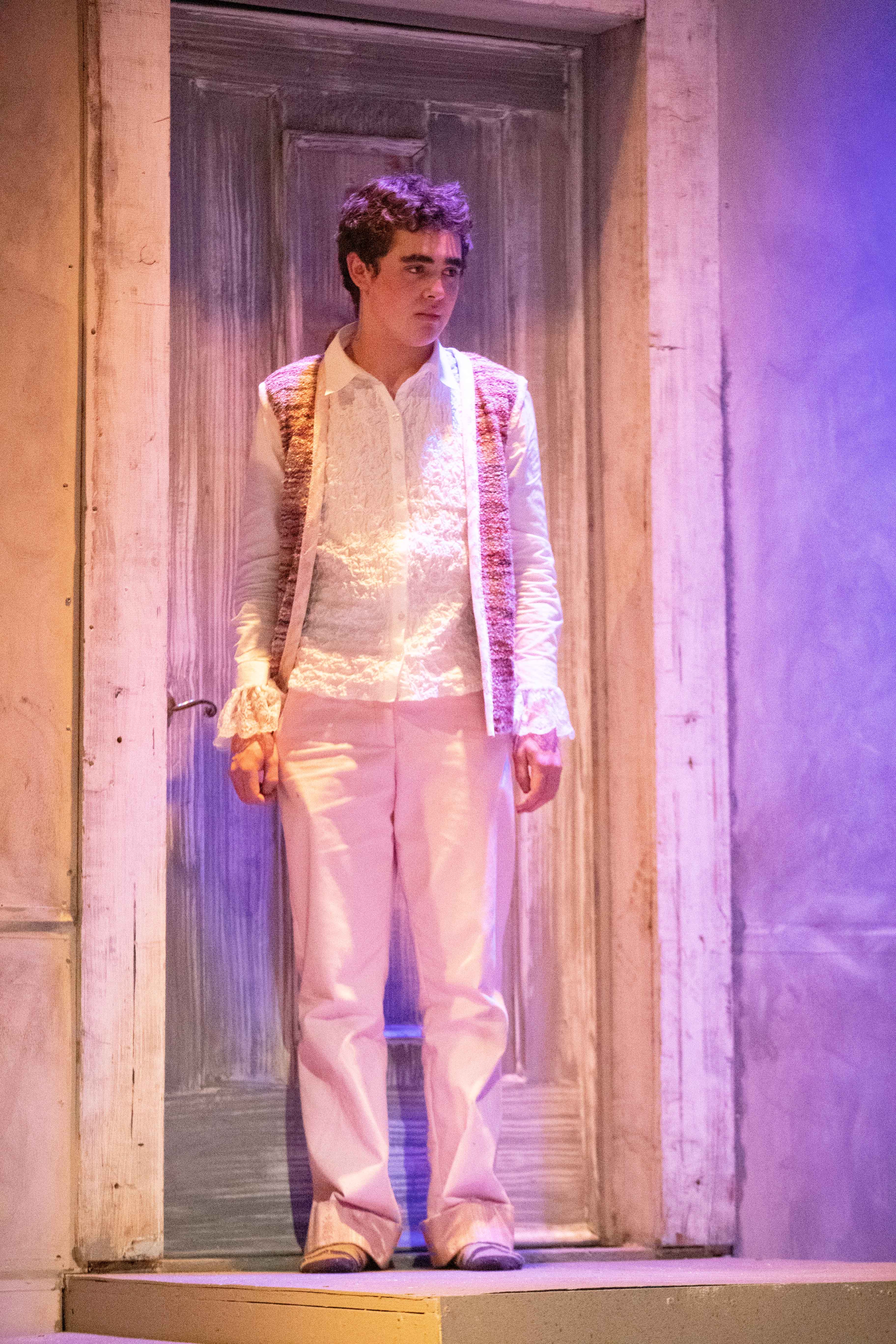 A_ROMEOJULIET-1201