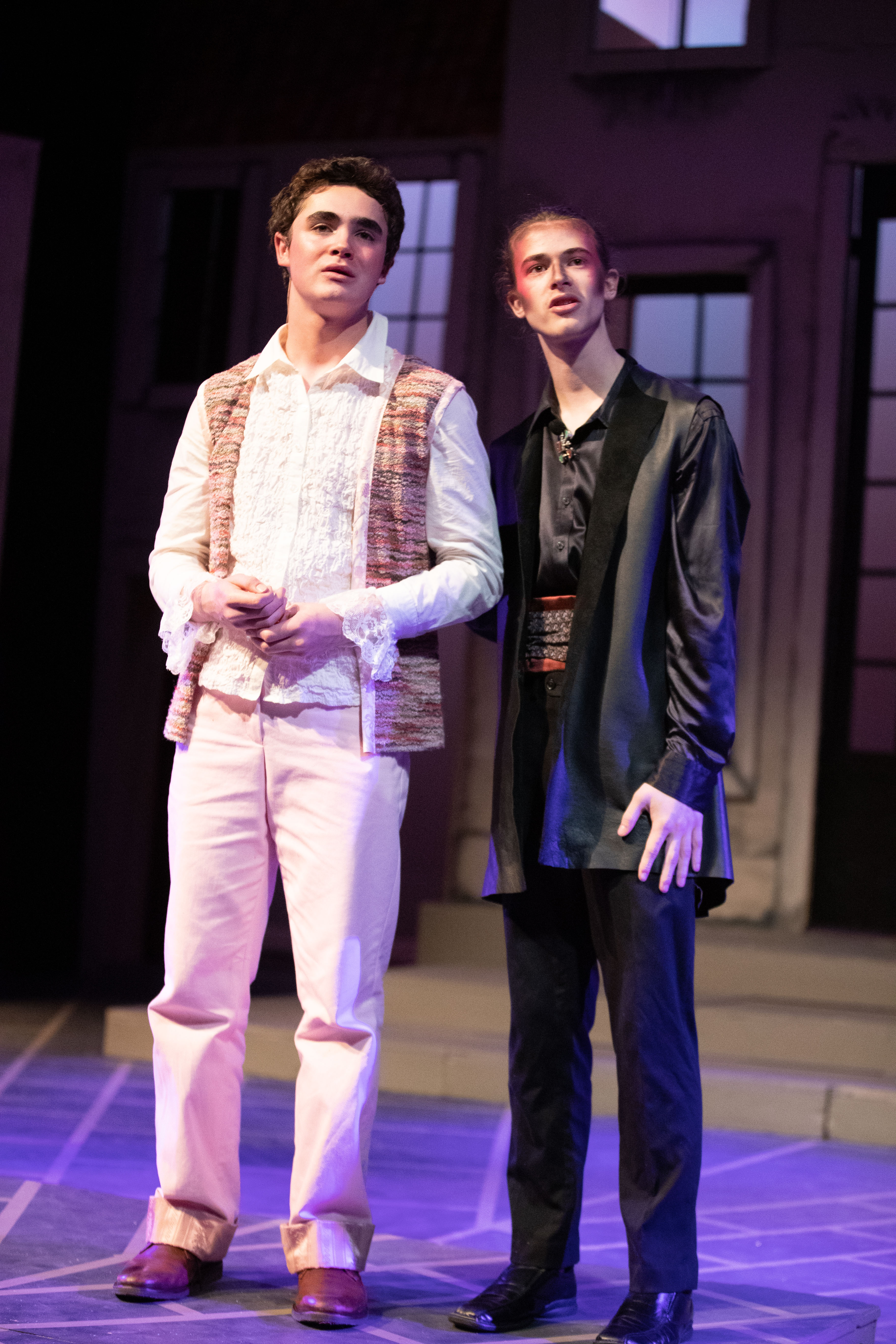 A_ROMEOJULIET-148