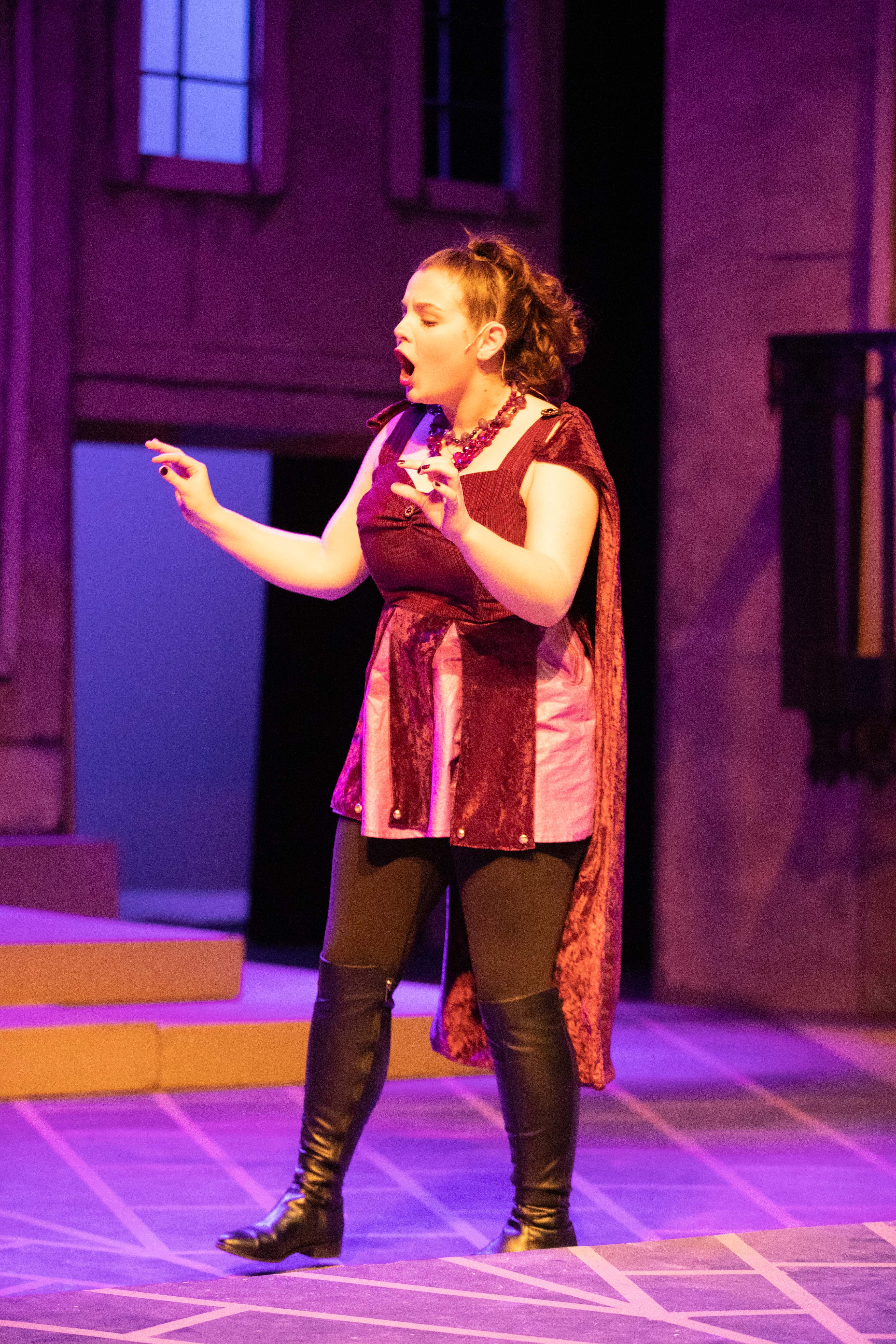 A_ROMEOJULIET-189