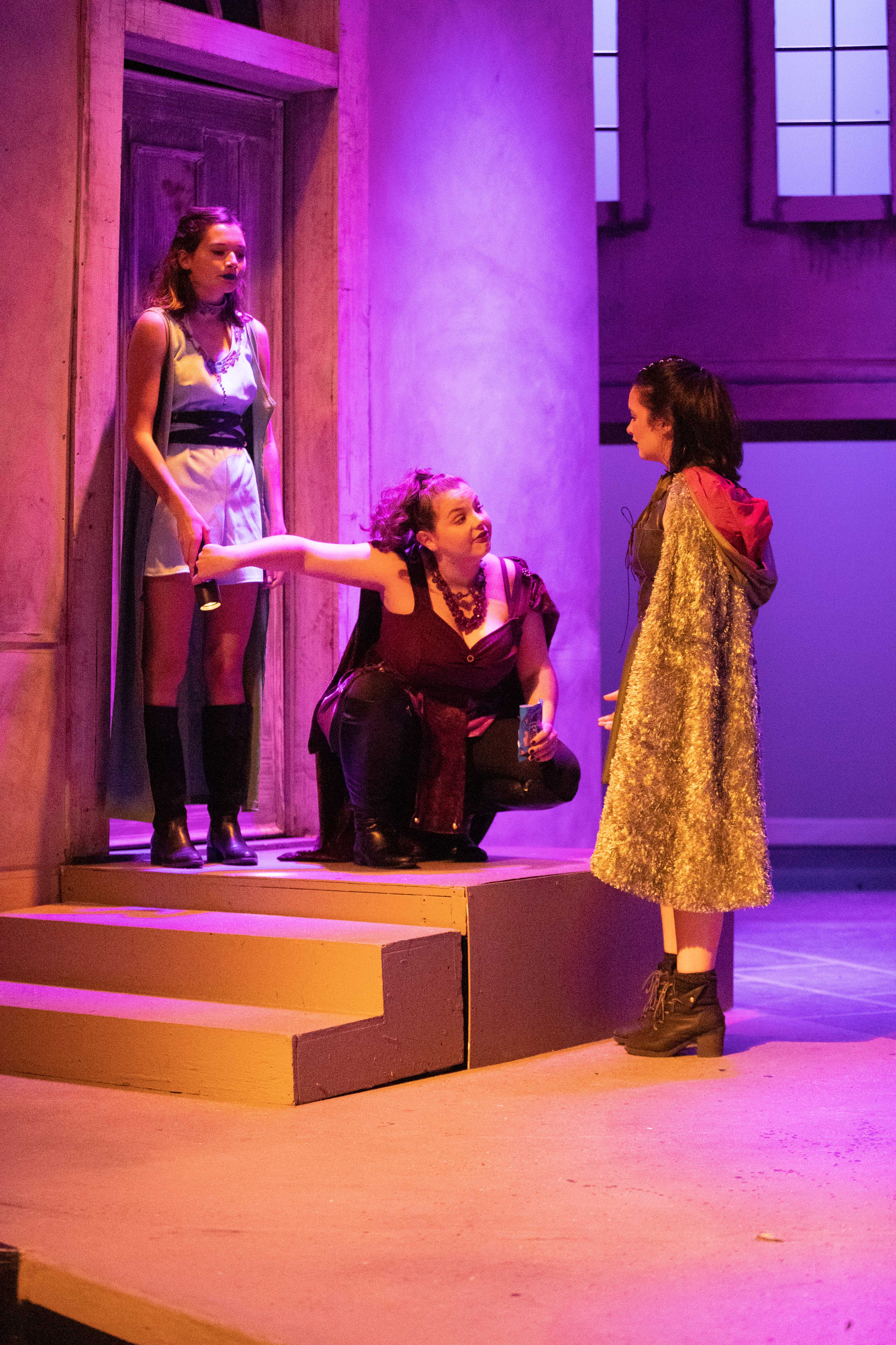 A_ROMEOJULIET-184