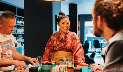 Tomono hosting a Sushi Making Class at Grape Expectations in Berkhamsted