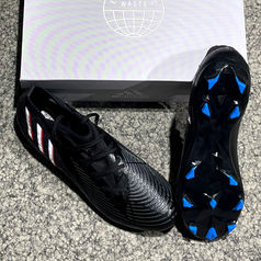 Adidas Erw Nocke Fussballschuh schwarz blau.jpeg