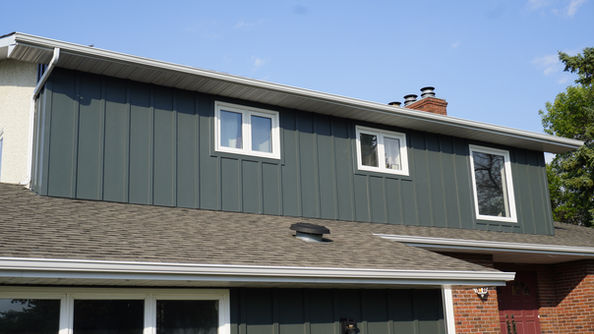 James Hardie board and batten siding installation on a Winnipeg home by Jay's Exteriors
