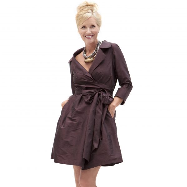 Robe cache-coeur courte