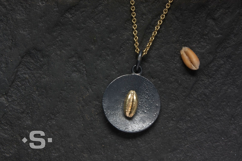 Anhänger "go vegan" mit Goldkette