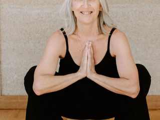 PRESSURE BUILDS BONE at WeMove Studio with Jennifer Groves
